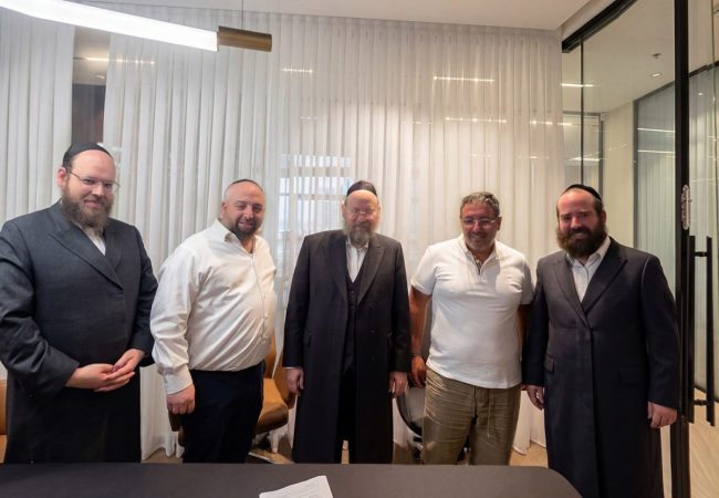 צחי אבו ודודי ברין