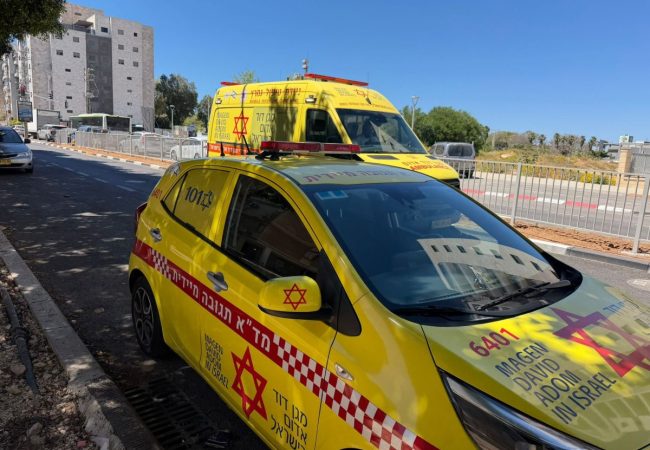 כוחות ההצלה בזירה. צילום: מד״א הצלה דרום