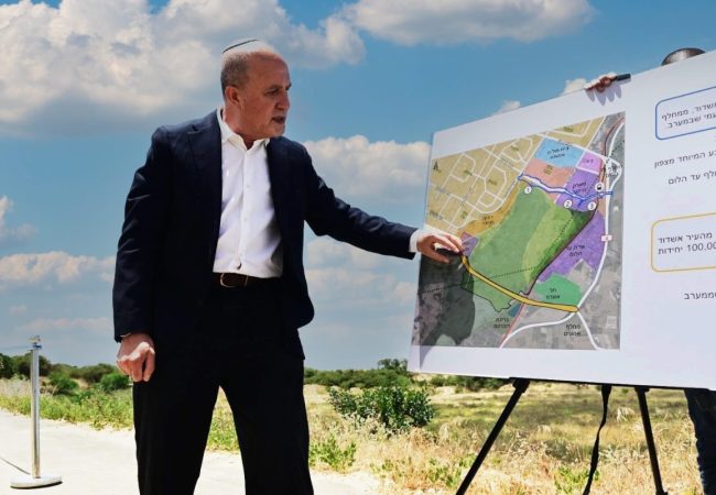 ראש העיר אשדוד ד״ר יחיאל לסרי. צילום: אורי קריספין