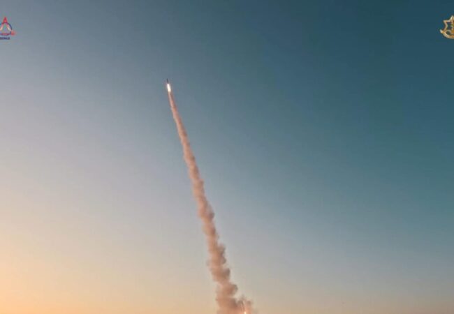 אזעקה צבע אדום טיל טילים רקטה רקטות מלחמה עזה איראן חמאס חות׳ים לבנון כיפת ברזל