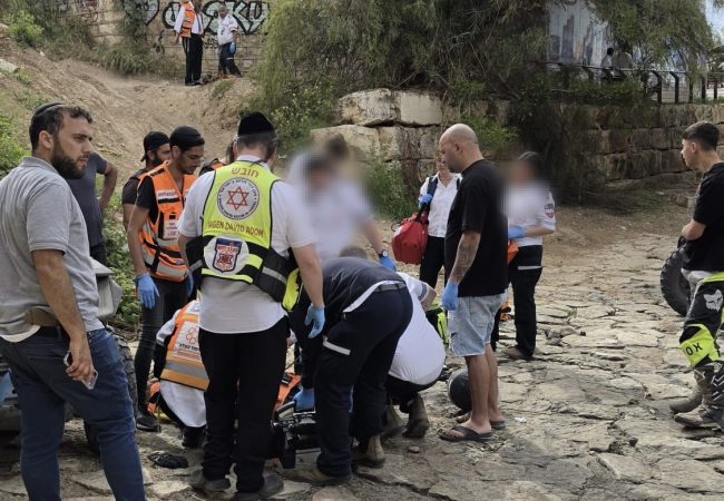 כוחות ההצלה בזירה. צילום: דוברות הצלה דרום