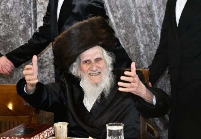 הגאון הצדיק רבי מרדכי אויערבאך זצ"ל. צילום: שוקי לרר
