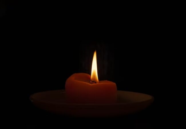 נר זיכרון. קרדיט: freepik