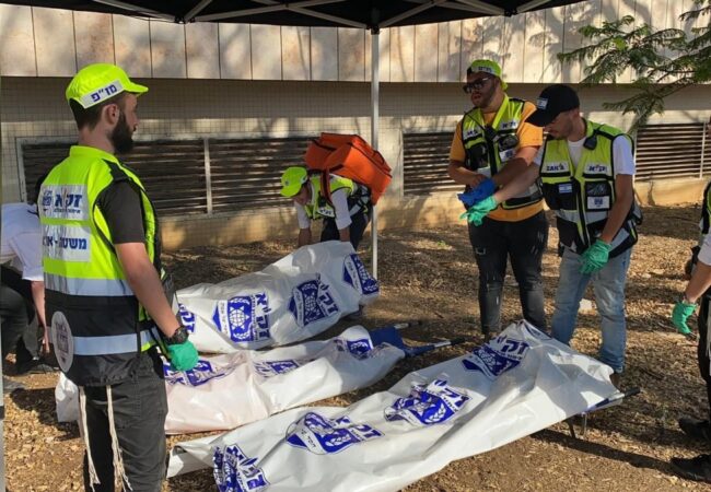 תרגיל נפילת טילים באשדוד. צילום: זק״א