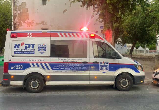 מתנדבי זק״א בזירה. צילום: זק״א