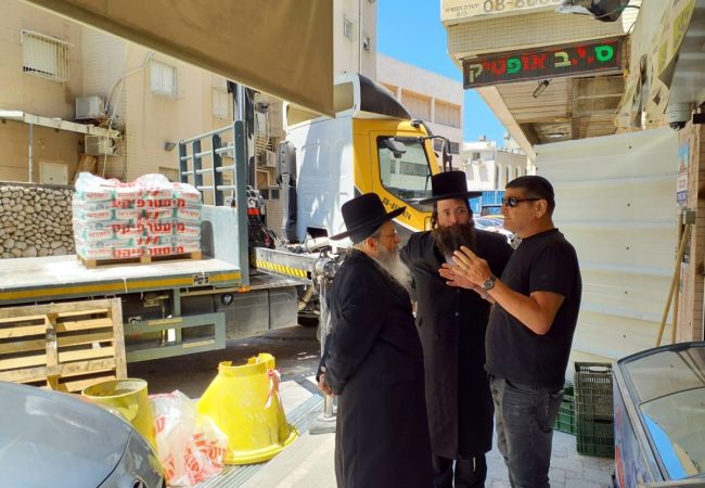 סגרע״ה הרב וינגרטן בסיור במתחם
