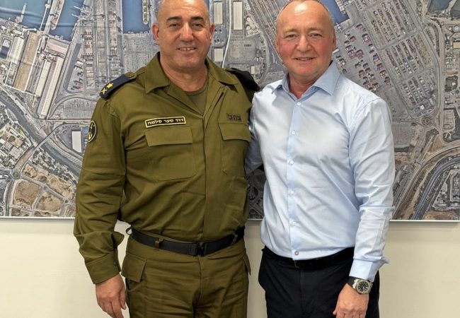 בפגישה. צילום: חיה צוריאל