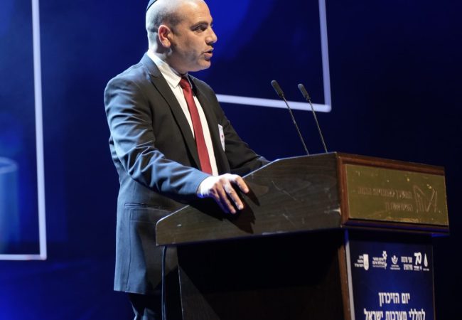 יו״ר הקואליציה ח״כ אופיר כץ בטקס. קרדיט צילום: 
טים &edray