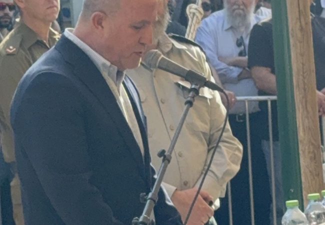 ראש העיר ד״ר יחיאל לסרי סופד